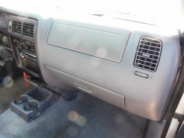 2000 Toyota Tacoma SR5 White Extended Cab 2.4L AT 2WD #Z23469